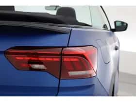 Volkswagen T-Roc (2021) thumbnail 36