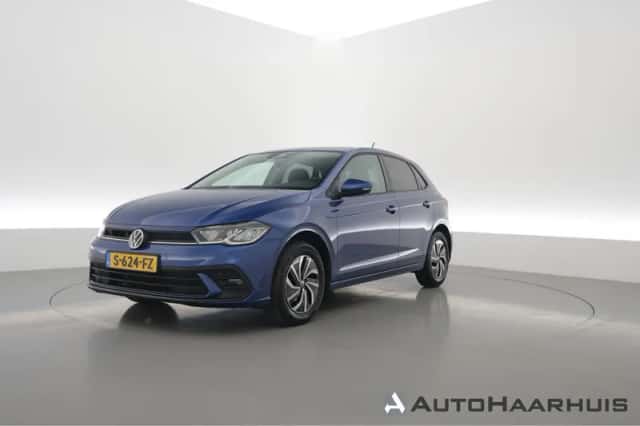 Volkswagen Polo (2022) thumbnail 1