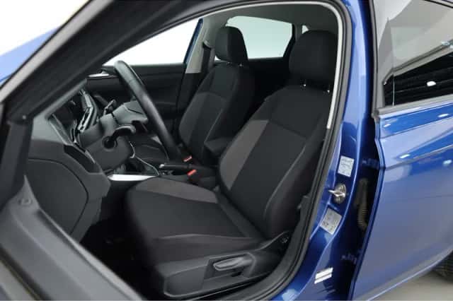 Volkswagen Polo (2022) thumbnail 3