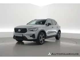 Volvo XC40 (2024)