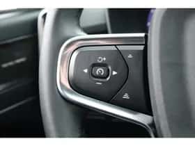 Volvo XC40 (2024) thumbnail 12