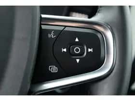 Volvo XC40 (2024) thumbnail 15