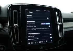 Volvo XC40 (2024) thumbnail 19