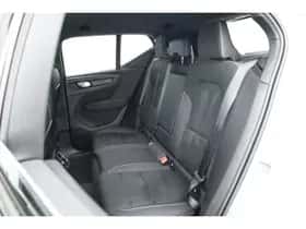 Volvo XC40 (2024) thumbnail 24
