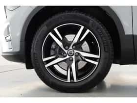 Volvo XC40 (2024) thumbnail 32