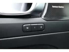 Volvo XC40 (2024) thumbnail 9