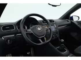 Volkswagen Golf (2017) thumbnail 5