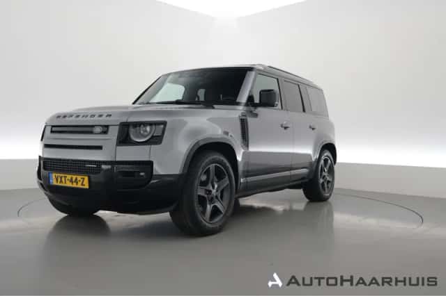 Land Rover Defender (2023) thumbnail 1