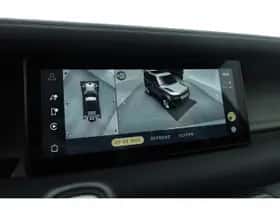 Land Rover Defender (2023) thumbnail 30