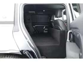 Land Rover Defender (2023) thumbnail 39