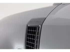 Land Rover Defender (2023) thumbnail 50