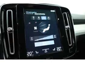 Volvo XC40 (2021) thumbnail 25