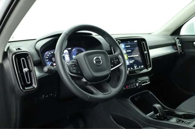 Volvo XC40 (2021) thumbnail 5