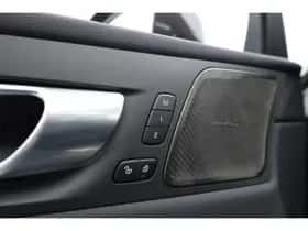 Volvo XC60 (2023) thumbnail 11