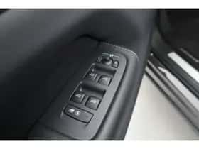 Volvo XC60 (2023) thumbnail 12