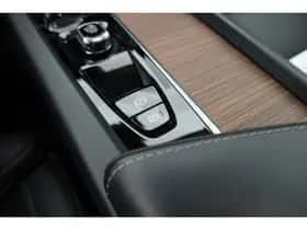 Volvo XC60 (2023) thumbnail 33