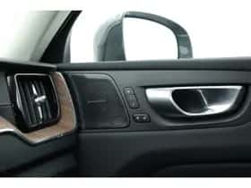 Volvo XC60 (2023) thumbnail 34