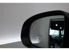 Volvo XC60 (2023) thumbnail 10