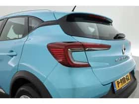 Renault Captur (2021) thumbnail 42