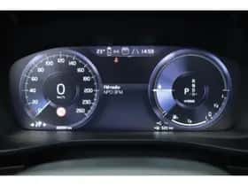 Volvo XC40 (2022) thumbnail 15