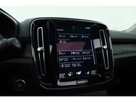 Volvo XC40 (2022) thumbnail 23