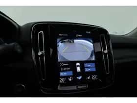Volvo XC40 (2022) thumbnail 24