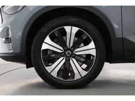 Volvo XC40 (2022) thumbnail 43
