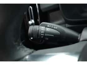Volvo XC40 (2023) thumbnail 13