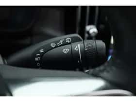 Volvo XC40 (2023) thumbnail 16