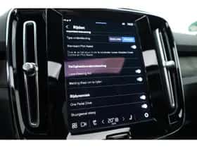 Volvo XC40 (2023) thumbnail 23