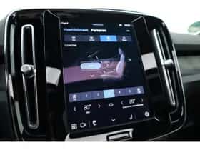 Volvo XC40 (2023) thumbnail 24