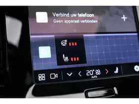 Volvo XC40 (2023) thumbnail 25