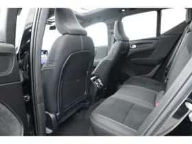 Volvo XC40 (2023) thumbnail 33
