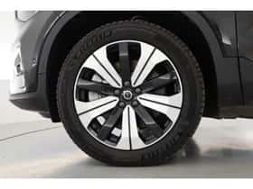 Volvo XC40 (2023) thumbnail 41