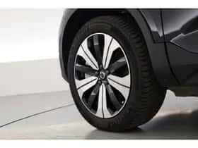 Volvo XC40 (2023) thumbnail 42