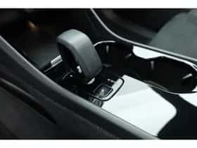 Volvo XC40 (2023) thumbnail 6