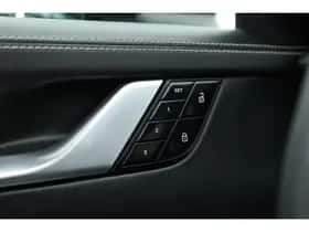 Porsche 911 (2020) thumbnail 12