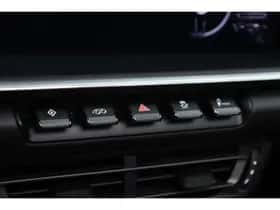 Porsche 911 (2020) thumbnail 33