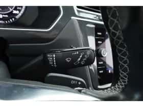 Volkswagen Tiguan (2018) thumbnail 13