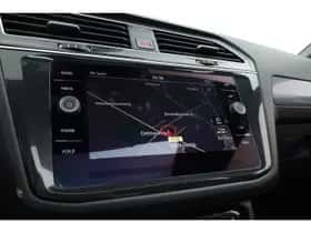 Volkswagen Tiguan (2018) thumbnail 19