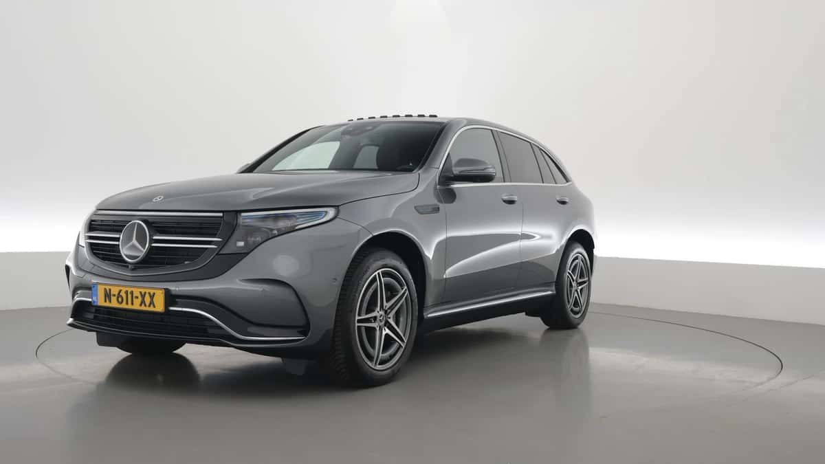 Mercedes-Benz EQC (2022) — foto 1