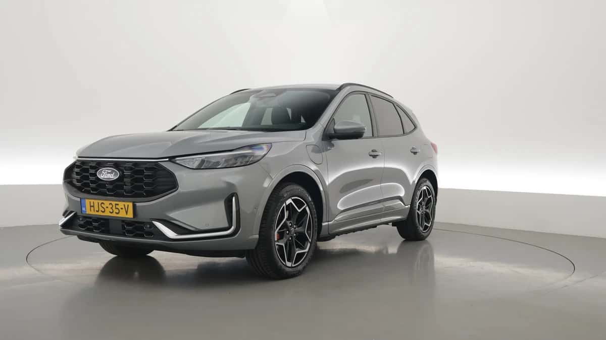 Ford Kuga (2025) — foto 1