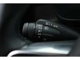 Volvo XC40 (2023) thumbnail 12