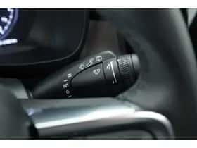 Volvo XC40 (2023) thumbnail 15