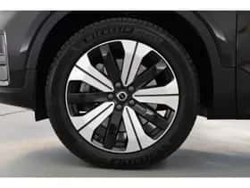 Volvo XC40 (2023) thumbnail 34