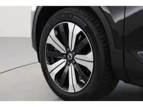 Volvo XC40 (2023) thumbnail 35