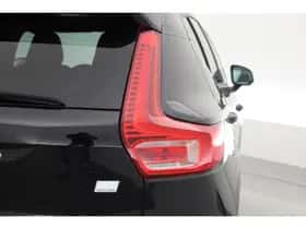 Volvo XC40 (2023) thumbnail 37