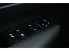 Volvo XC40 (2023) thumbnail 10