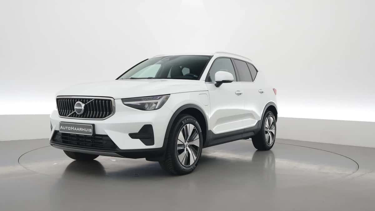 Volvo XC40 (2022) — foto 1