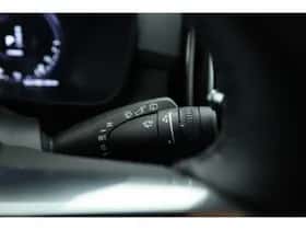 Volvo XC40 (2022) thumbnail 16
